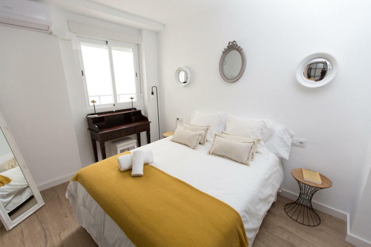 Apartamento Saravia Only Families Cordoba Luaran gambar